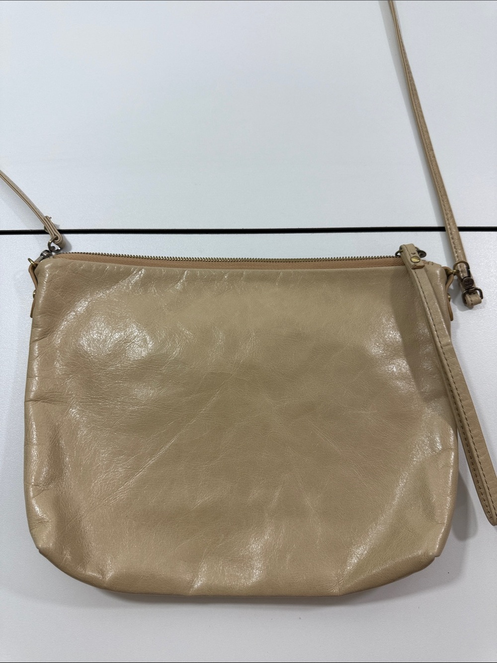 Vintage Hobo bags hobo international small Crossbody  light tan leather purse